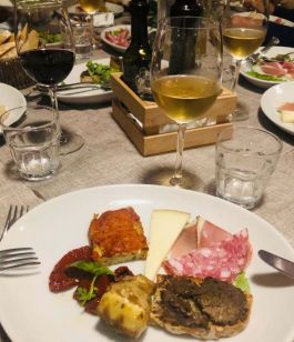 Gemeinsames Abendessen im Il Barrino die Tatti ©LEIIK.it