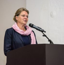 05_Begrüßung: Dr. Steffi Junhold, Vorstand Yehudi Menuhin Live Music Now Leipzig e.V. 