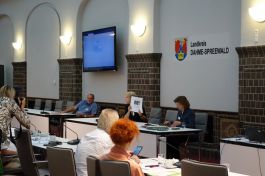 Begrüßung Jana Reichenbach-Behnisch ©LEIIK gGmbH